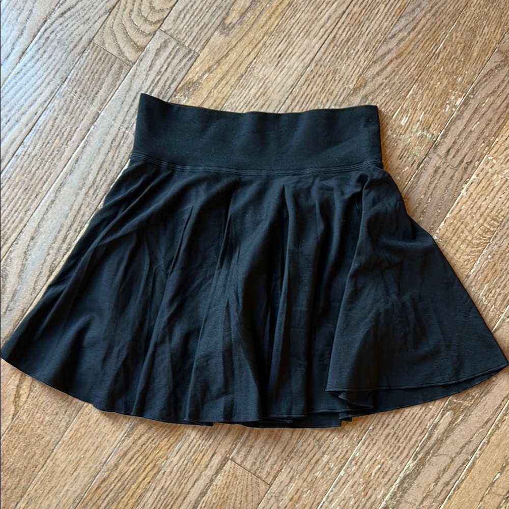 OQQ women’s skirt size small NEW